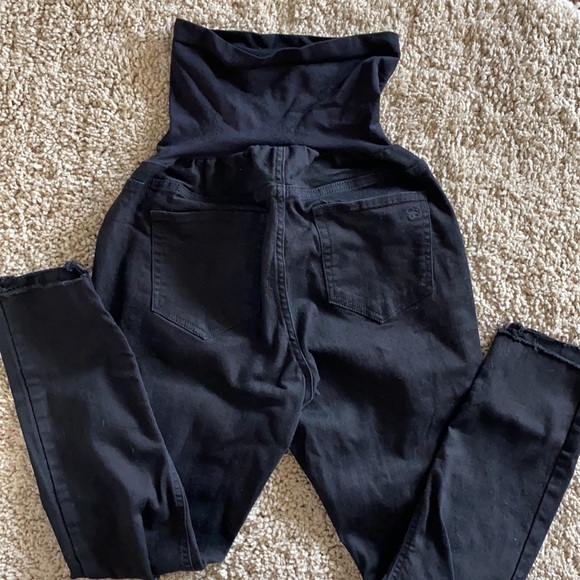 Jessica Simpson Maternity Black Distressed Jeans - Picture 4 of 4
